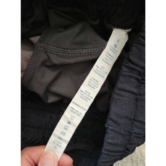 Lululemon free reign shorts, Secret garden 6 - Picture 8 of 10